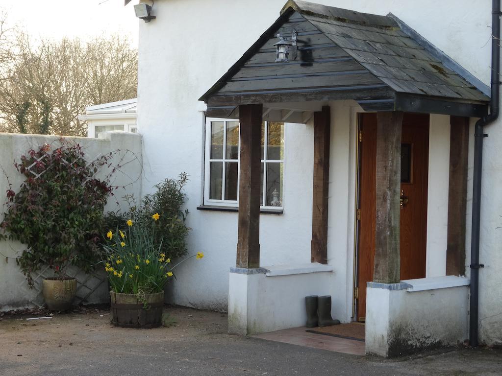 Hunters Croft Bed and Breakfast Sway Εξωτερικό φωτογραφία